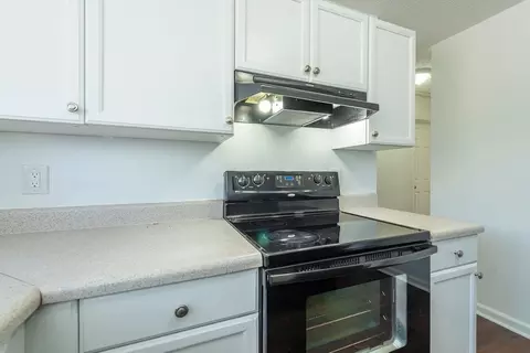 15 Arden Rd, Asheville, NC 28803