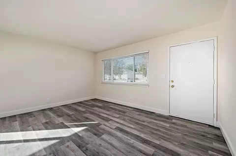 1257 White Dr, Santa Clara, CA 95051