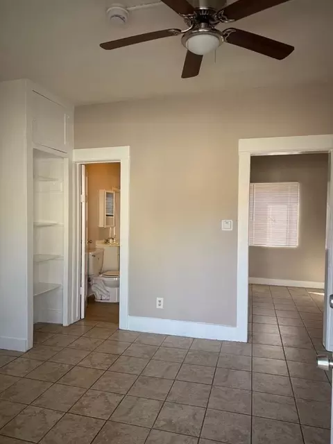 420 W G St, Wilmington, CA 90744 photo 3