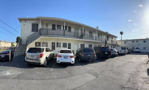 420 W G St, Wilmington, CA 90744 photo 6