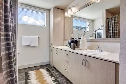 2602 S Anaheim St, Aurora, CO 80014 photo 6