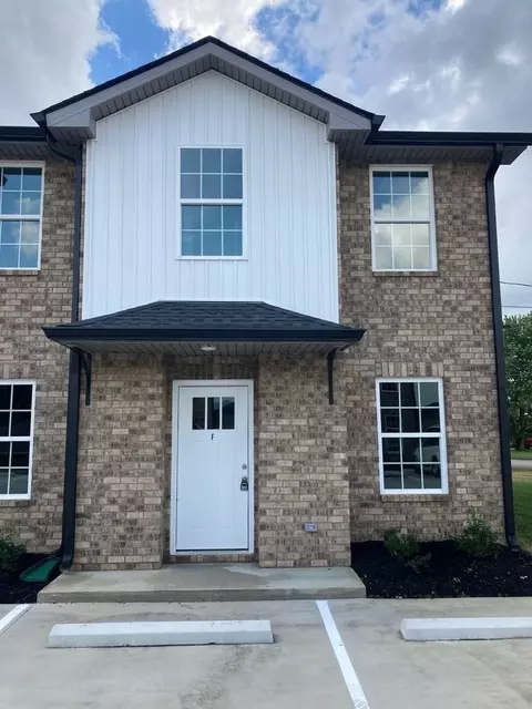 914 Peachers Mill Rd, Clarksville, TN 37042