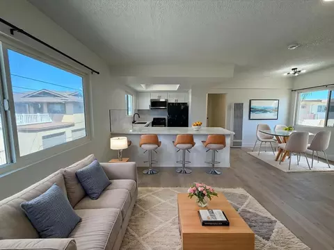 1535 E Canfield Ln, Anaheim, CA 92805