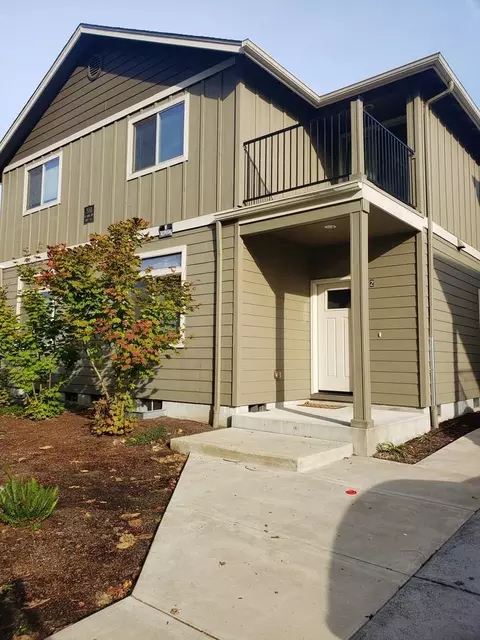 551 E 14th Ave, Eugene, OR 97401 photo 2