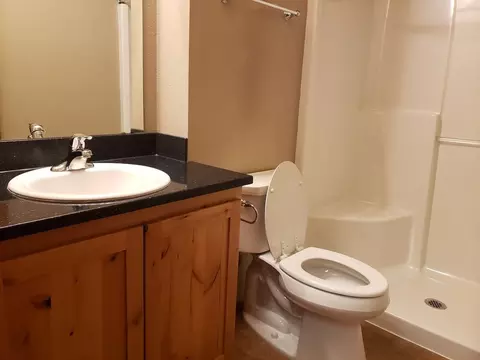551 E 14th Ave, Eugene, OR 97401 photo 3