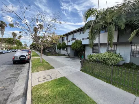 3956 Stevely Ave, Los Angeles, CA 90008