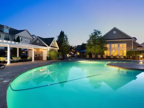 152 Shipyard Dr, Hingham, MA 02043 photo 2