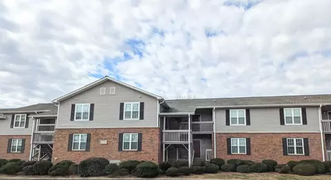 103 Brookfall Dr, Easley, SC 29642
