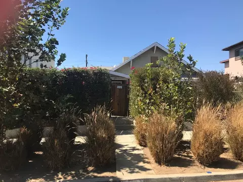1177 N Hoover St, Los Angeles, CA 90029