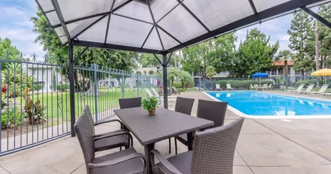 18427 Studebaker Rd, Cerritos, CA 90703