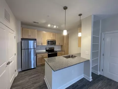 1401 Stovall Dr, Raleigh, NC 27606
