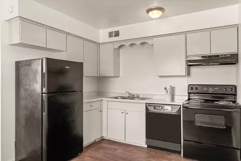 29 N Lakewood Ave, Tulsa, OK 74115
