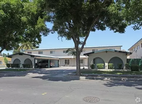 1301 Ensenada Dr, Modesto, CA 95355