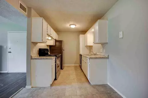 1624 Fresno St, Fort Smith, AR 72901