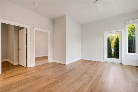 20711 SE Stark St, Gresham, OR 97030 photo 46