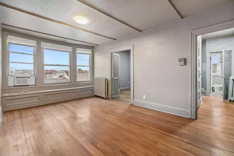 512 S Millvale Ave, Pittsburgh, PA 15224