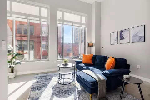 205 W 4th St, Cincinnati, OH 45202