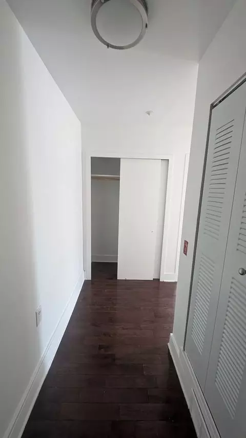 720 Monmouth St, Trenton, NJ 08609
