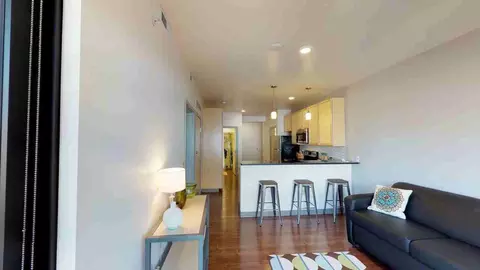 626 The Roundhouse, Madison, WI 53703