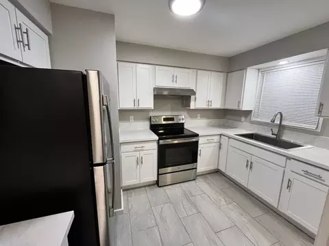 1400 NE 118th Ave, Portland, OR 97220