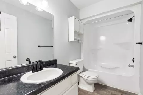 300 W Midvale Ave, Chattanooga, TN 37405 photo 7