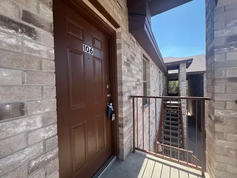 1204 E Lyon St, Laredo, TX 78040 photo 2