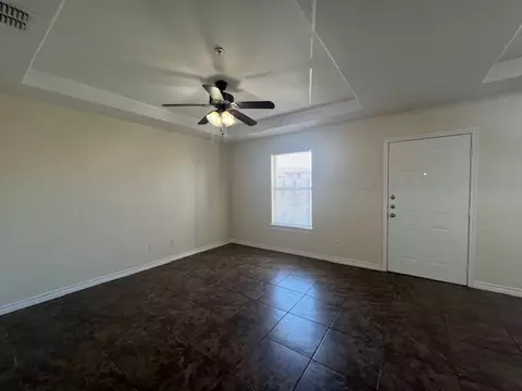 1204 E Lyon St, Laredo, TX 78040 photo 3