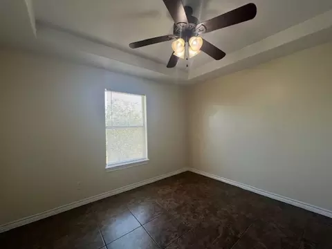 1204 E Lyon St, Laredo, TX 78040 photo 12