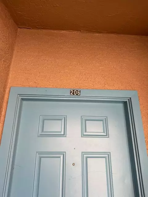 5233 W Myrtle Ave, Glendale, AZ 85301