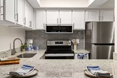 8546 N 59th Ave, Glendale, AZ 85302 photo 2