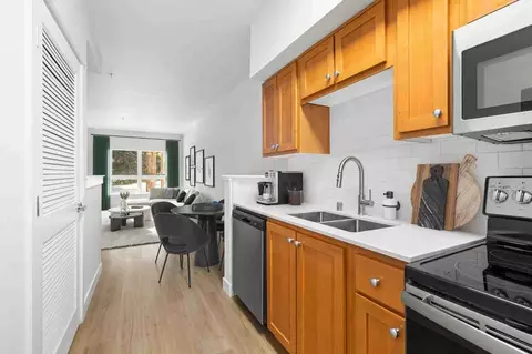 1215 Dexter Ave N, Seattle, WA 98109 photo 7