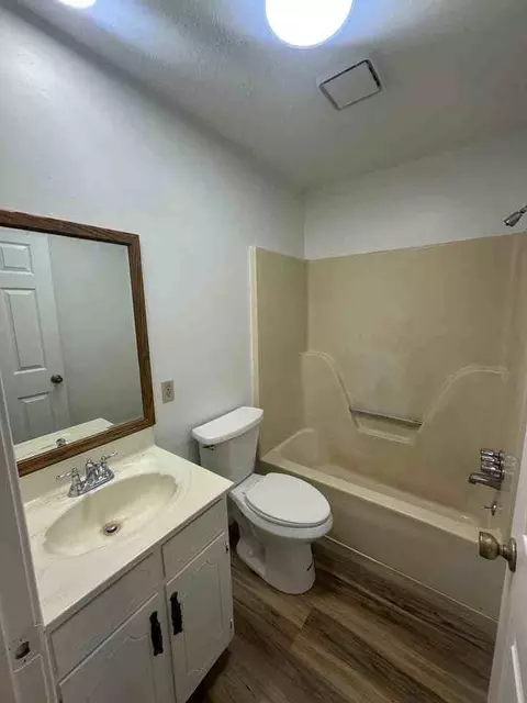 W Currahee St, Toccoa, GA 30577 photo 4