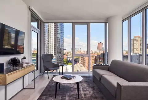 360 W Illinois St, Chicago, IL 60654