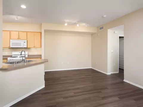1571 Flynn Rd, Camarillo, CA 93012 photo 10