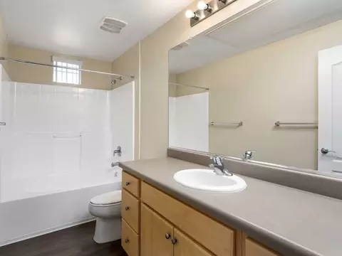 1571 Flynn Rd, Camarillo, CA 93012 photo 11
