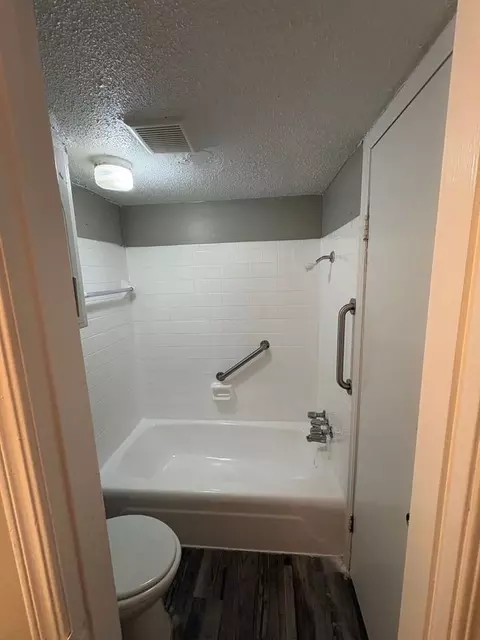 2502 N Rockwell Ave, Bethany, OK 73008 photo 3