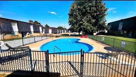 2502 N Rockwell Ave, Bethany, OK 73008 photo 4