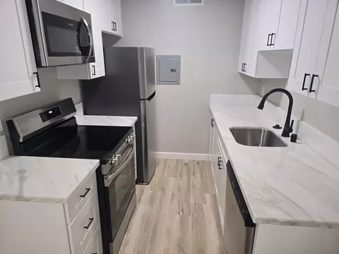 2300 G St, Sacramento, CA 95816