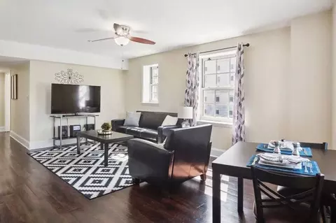 3701 Lindell Blvd, Saint Louis, MO 63108
