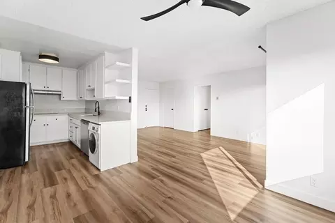 1332 N Vista St, Los Angeles, CA 90046