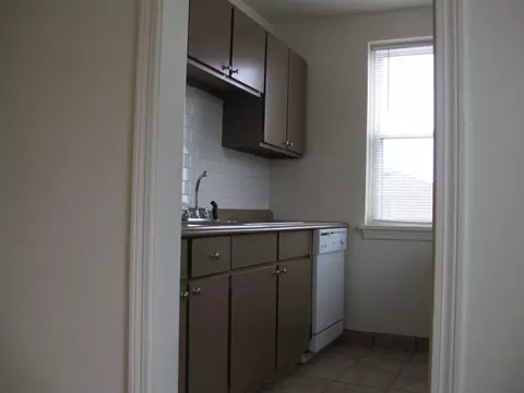Larose St, Pittsburgh, PA 15226