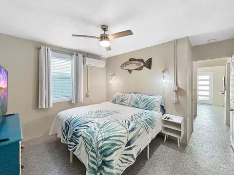 14135 Palm St, Madeira Beach, FL 33708 photo 4