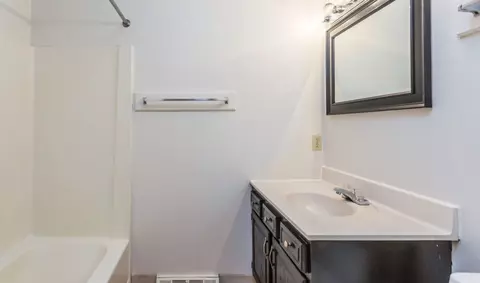720 Pine Knolls Dr, Akron, OH 44310 photo 32