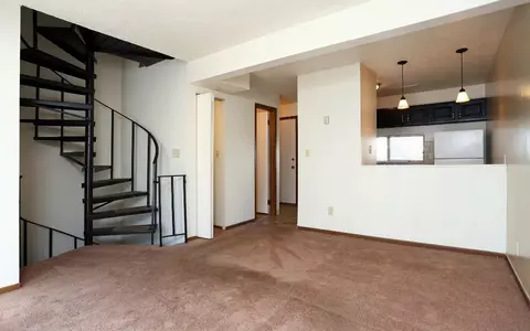 720 Pine Knolls Dr, Akron, OH 44310 photo 28