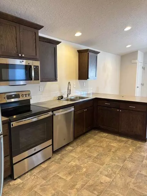 51580 Stillwell St, La Pine, OR 97739