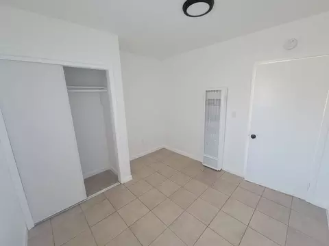 38219 12th St E, Palmdale, CA 93550