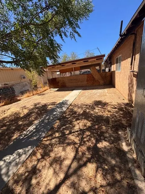 38219 12th St E, Palmdale, CA 93550 photo 4