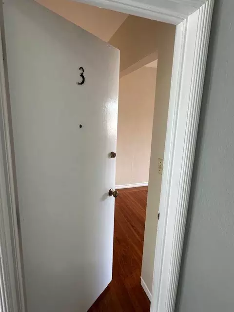 2641 Ivy Dr, Oakland, CA 94606