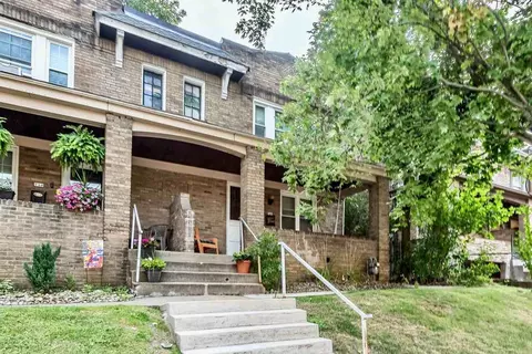 748 Shady Dr E, Pittsburgh, PA 15228