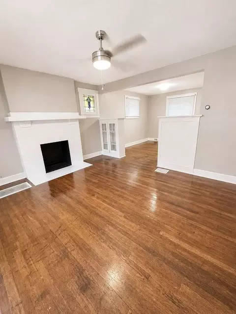 748 Shady Dr E, Pittsburgh, PA 15228